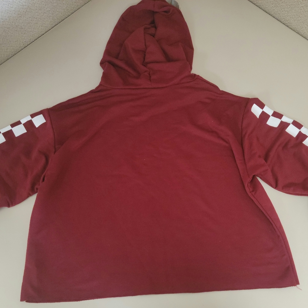 Sweatshirt - Picture 2 of 3